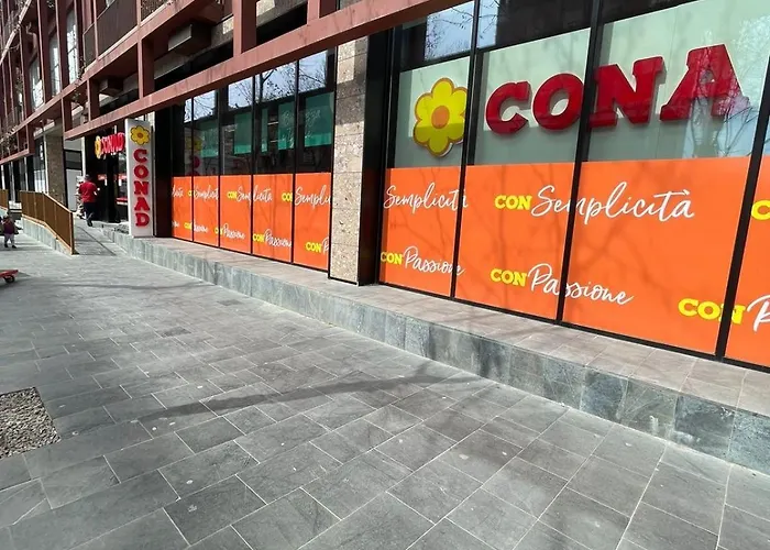 Garden Building Luxury アパート ティラナ