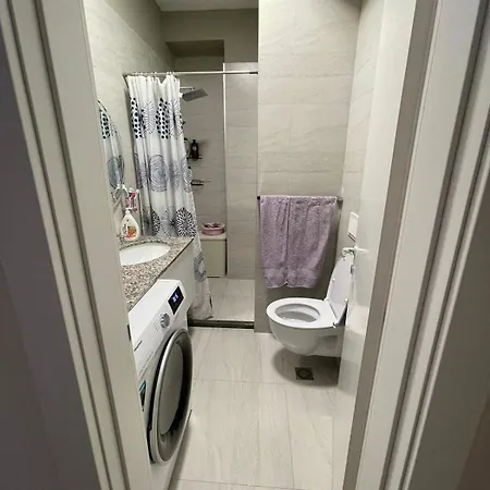 Garden Building Luxury Apartment *