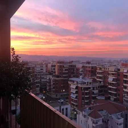 Garden Building Luxury شقة *